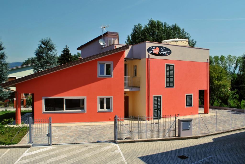 Lovelucca Exterior photo